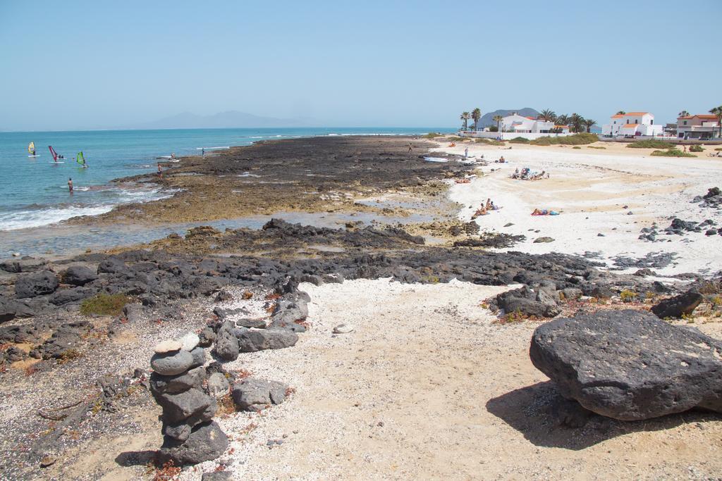 Anju Villas Los Delfines Bravo'S Apartments Corralejo Bagian luar foto
