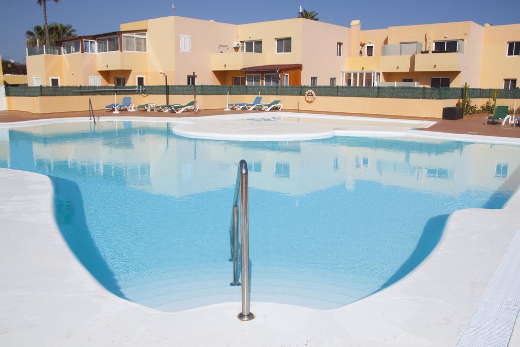 Anju Villas Los Delfines Bravo'S Apartments Corralejo Bagian luar foto