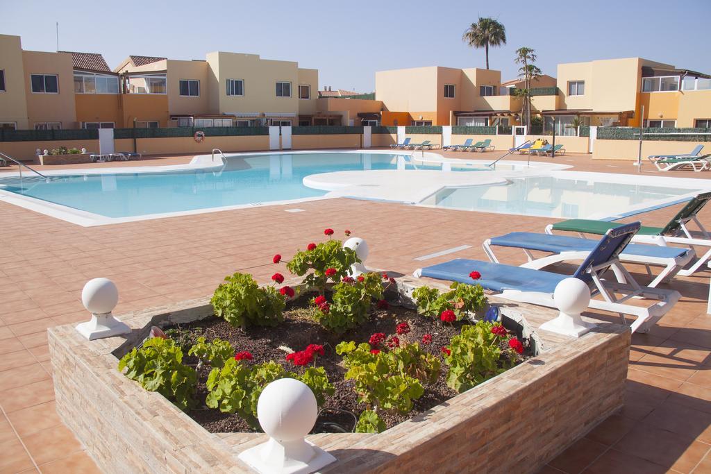 Anju Villas Los Delfines Bravo'S Apartments Corralejo Bagian luar foto