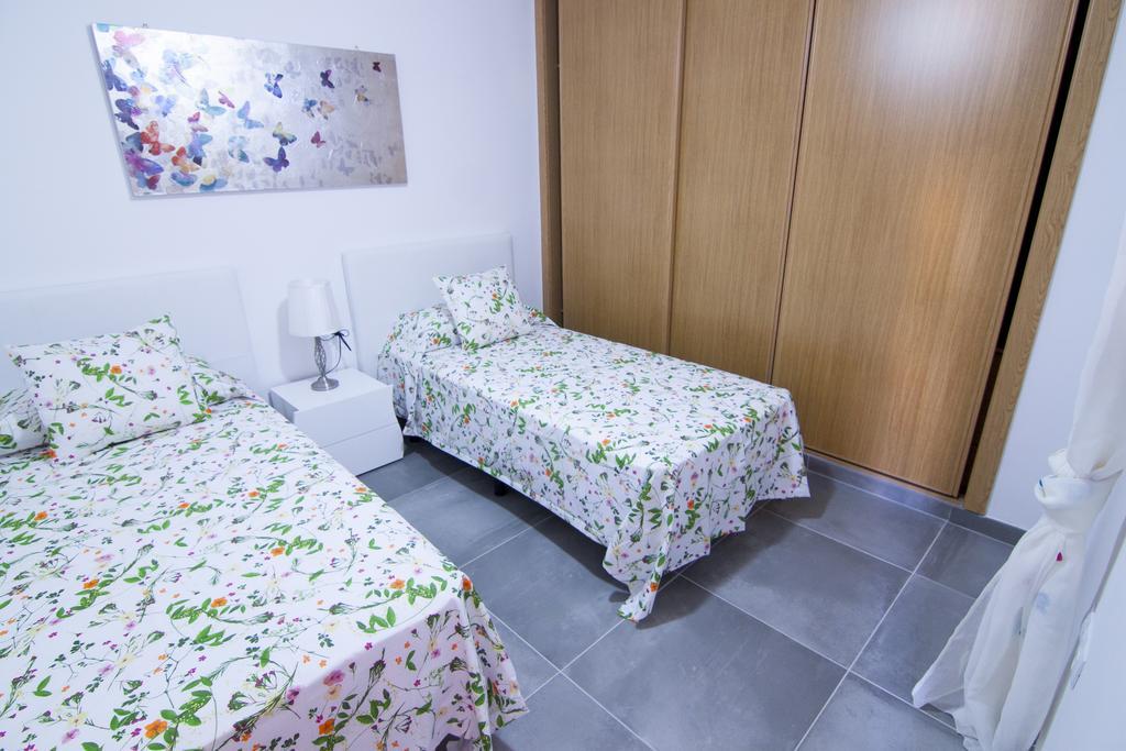 Anju Villas Los Delfines Bravo'S Apartments Corralejo Bagian luar foto